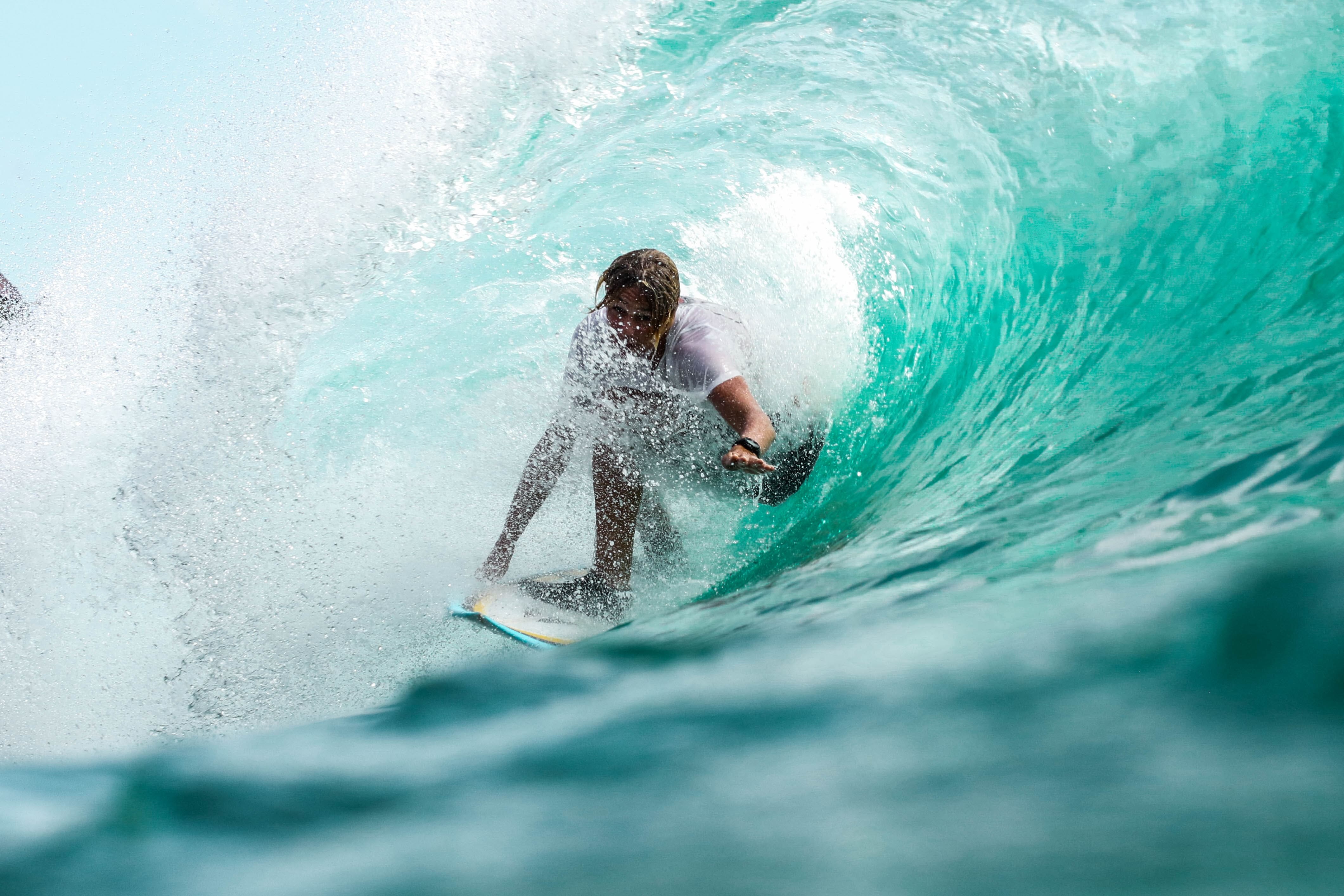 Surfer, vue en gros plan